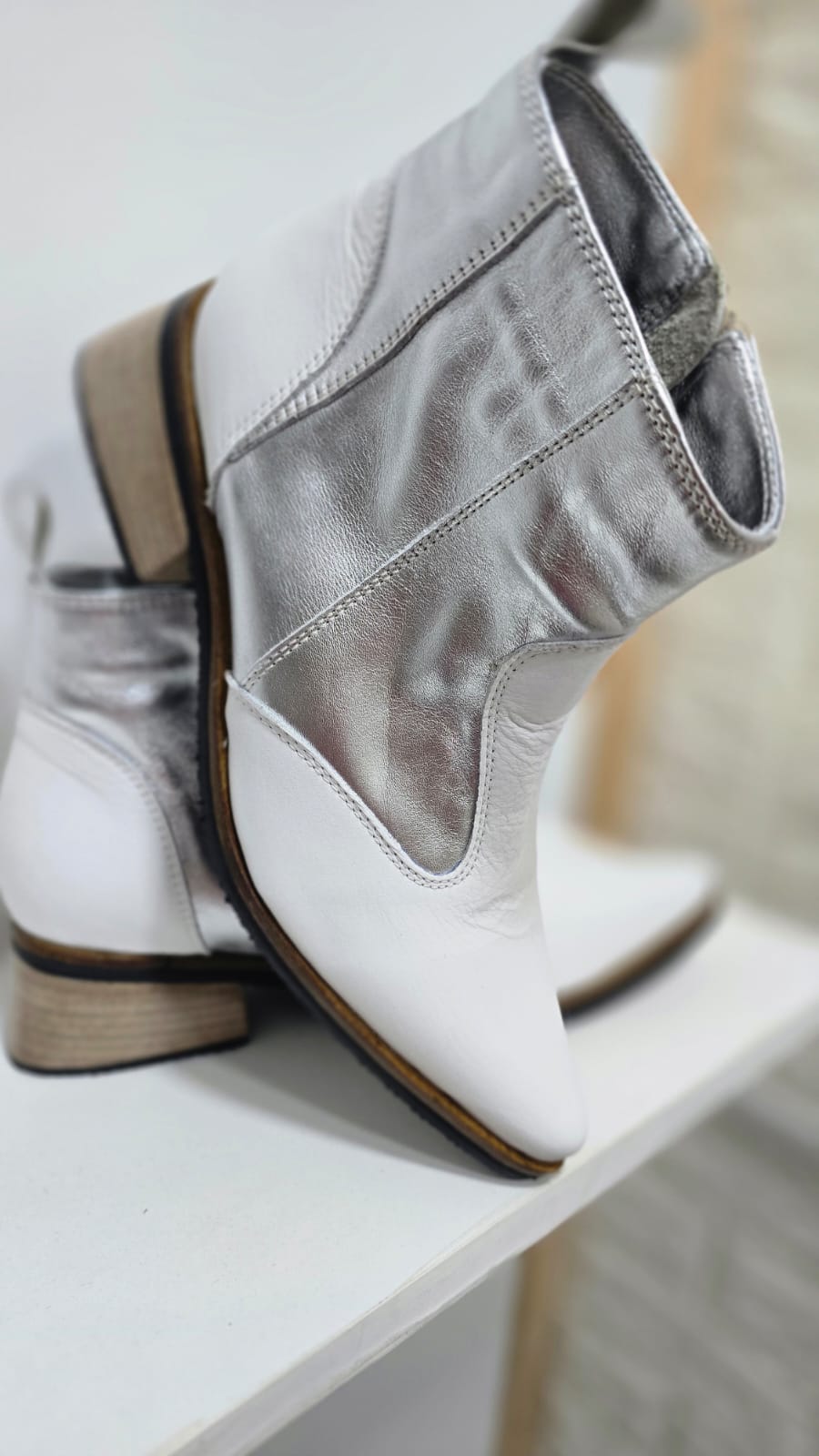BOTAS PARIS