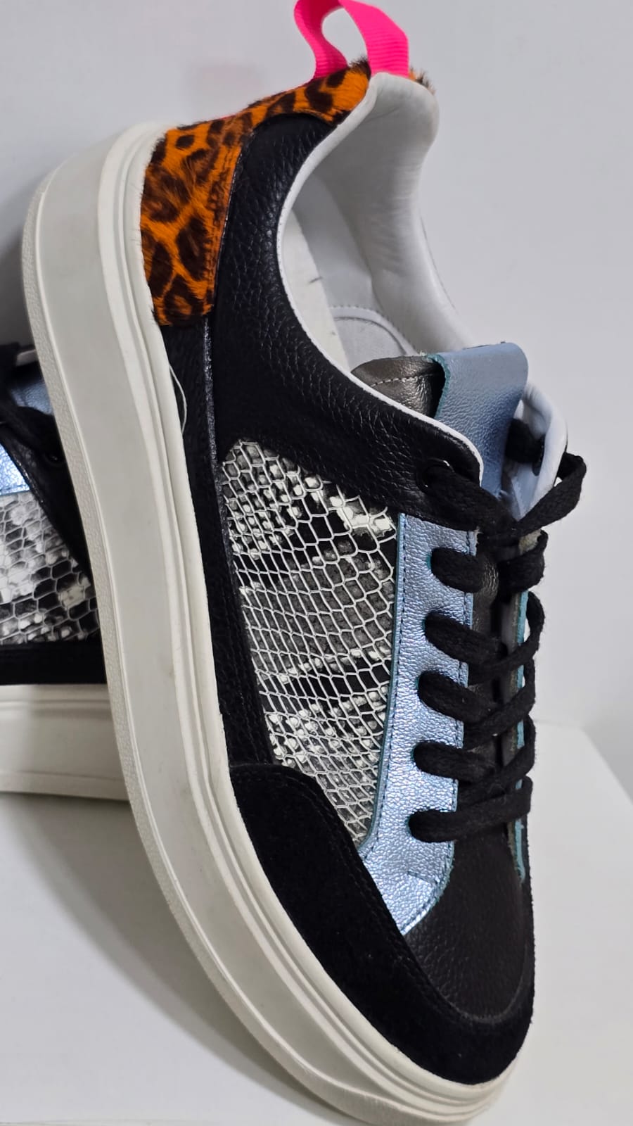 SNEAKER ANTO