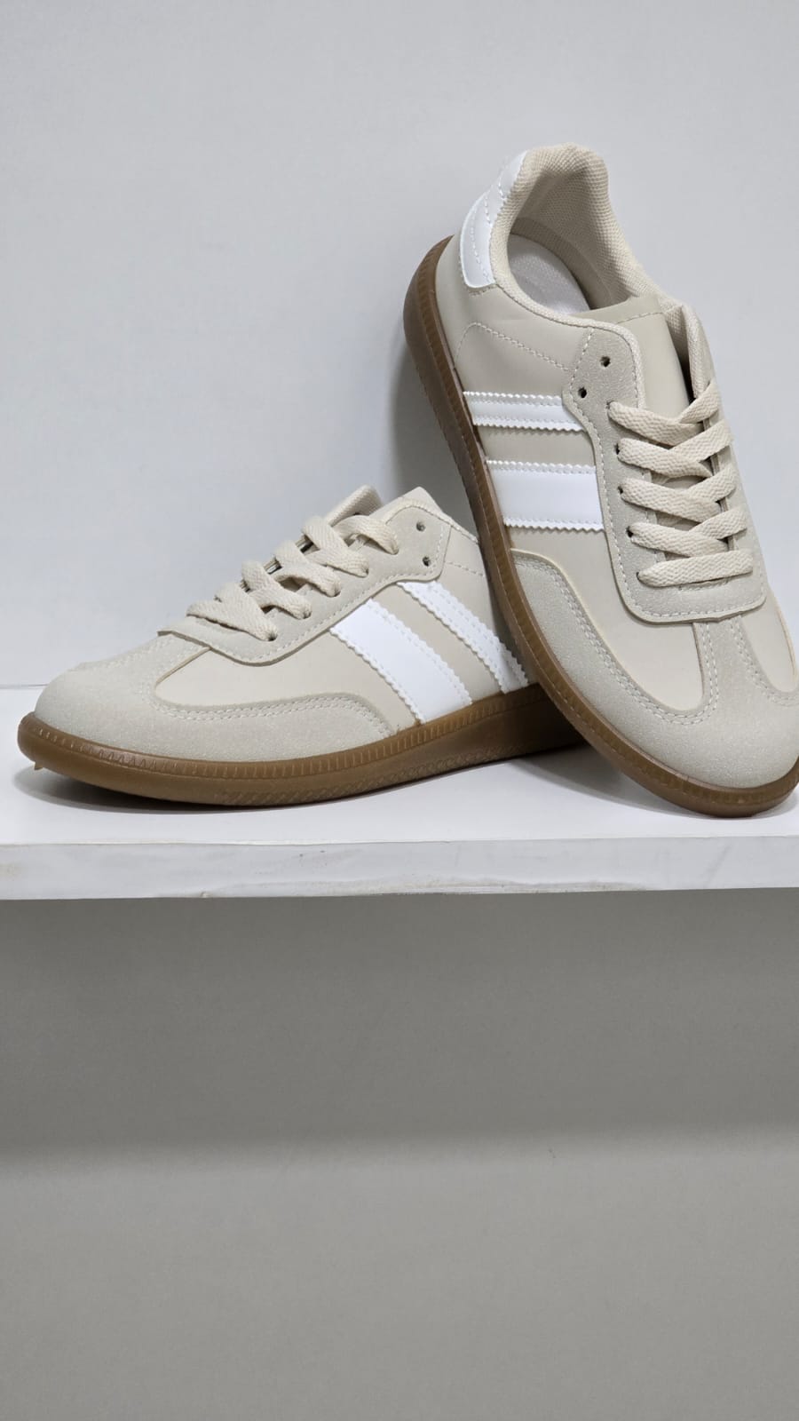 SNEAKER JULI