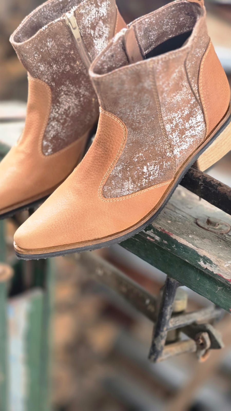 BOTA AMBAR