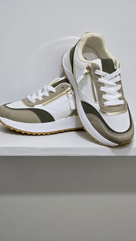 SNEAKERS LOURDES
