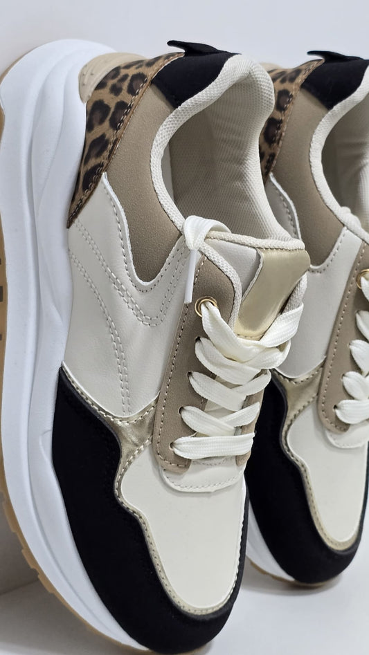 SNEAKERS GOLD