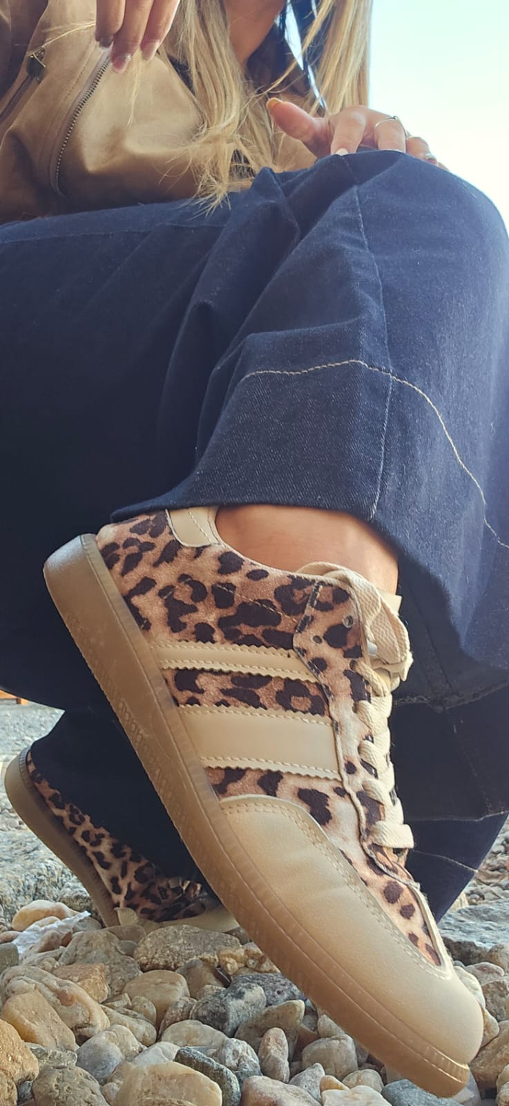 SNEAKER TINI