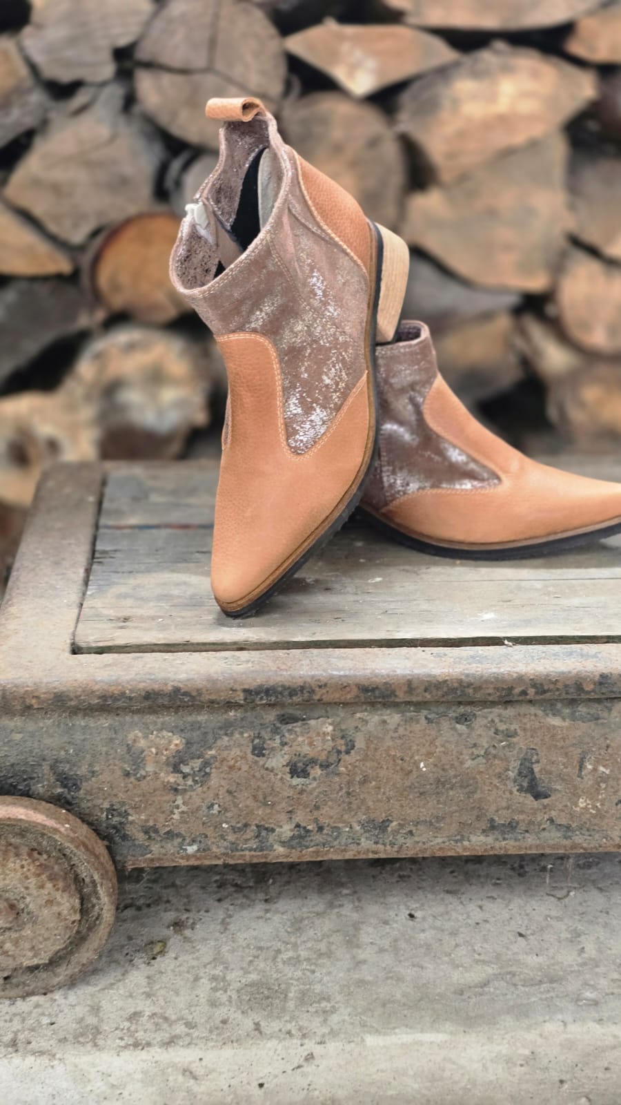 BOTA AMBAR