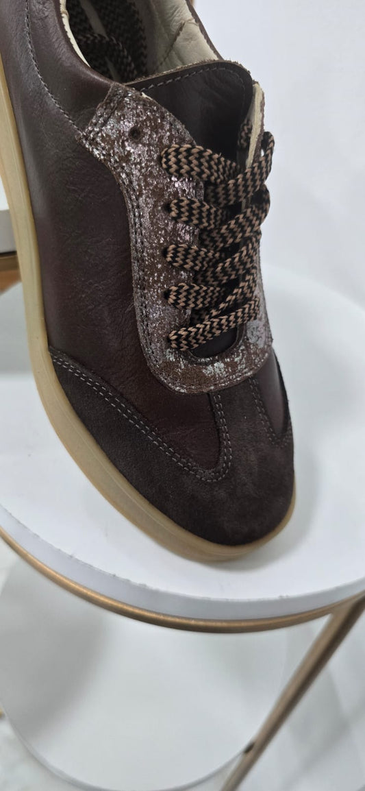 SNEAKERS NINA