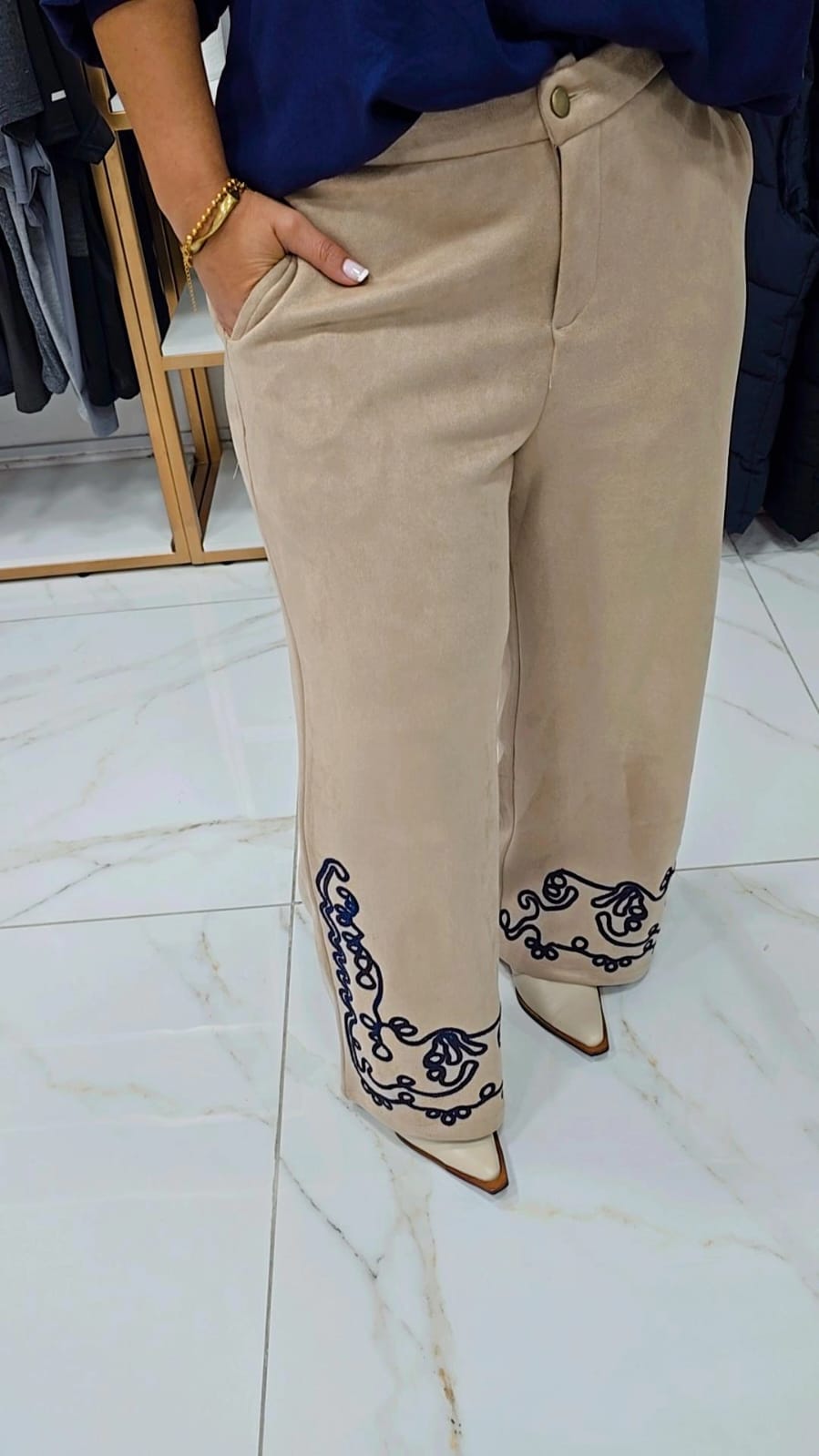 PANTALON GAMUZA CLEO